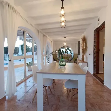 Ana Ferienhaus *