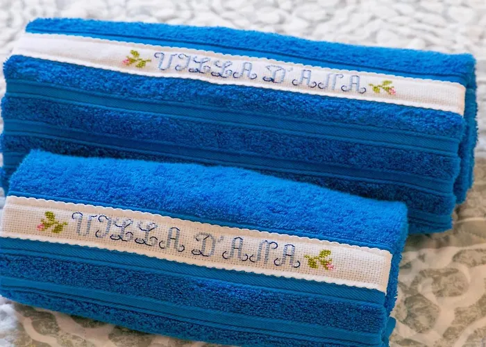 Nyaraló Ana