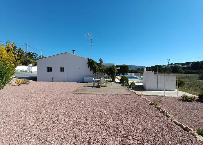 Nyaraló Ana